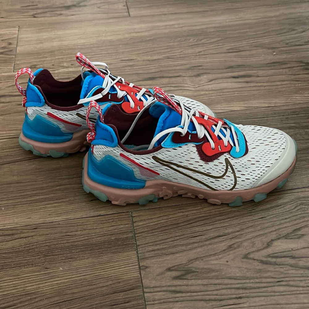 Big Kids Nike React Vision